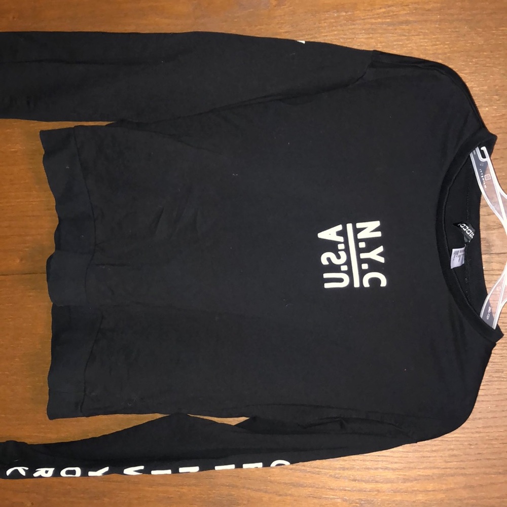H&M Black N.Y.C/ U.S.A top